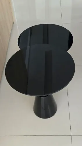 ? Conjunto de mesa de canto preto - Design Moderno