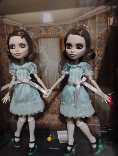 Monster high Skullector The Shining gêmeas do Iluminado boneca