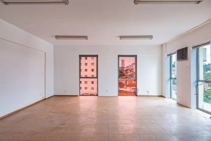 Sala comercial na Rua Coriolano, 2030 - Conjunto 50 80 m²