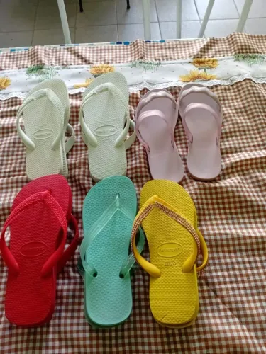 Chinelos semi novos havaianas, ipanema, melissa