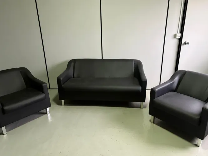 Sofá Com Poltronas