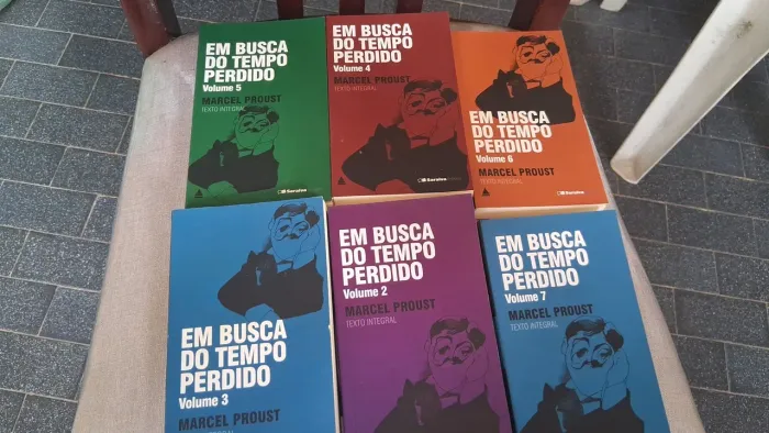 Livro  em busca do tempo perdido colecao