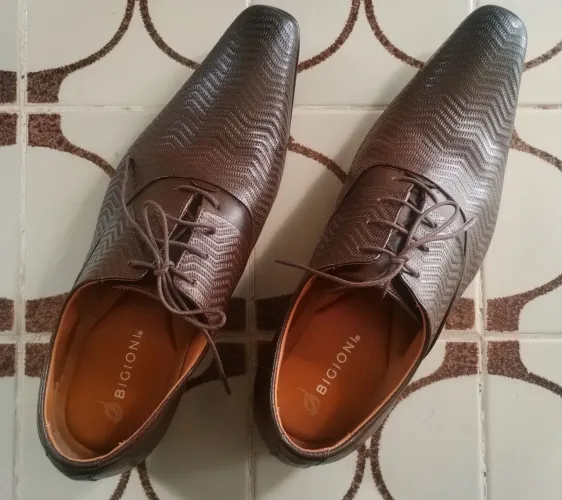 Sapato social Derby em couro