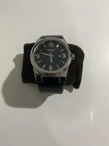 Relógio redondo masculino Kennethcole Pulseira de couro preta 