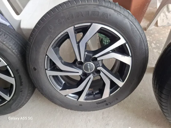 RODAS 15 EXTRA COM PNEUS 