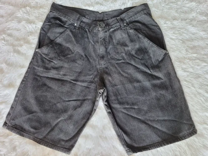 Bermuda jeans tamanho GG serve 46