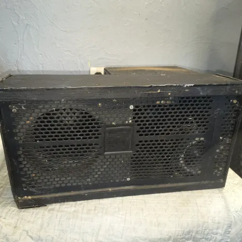 Vendo uma caixa de bateria p som de carro