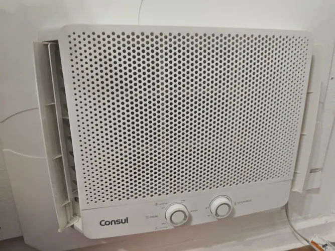 Ar condicionado 7500 BTUs perfeito estado