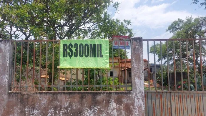 Casa por 300 mil