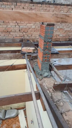 Vaga pra ajudante de pedreiro