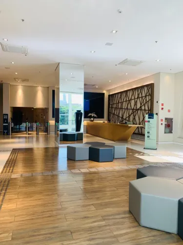Conjunto comercial para venda em Alphaville, 50m²
