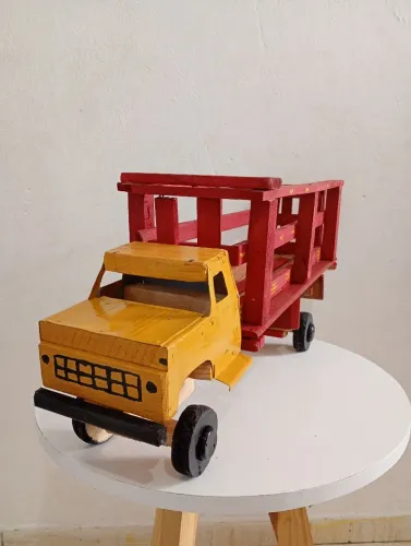 Carrinho caminhões artesanal
