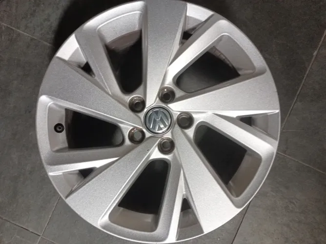 Rodas aro 16 vw t cross ( aceito troca)