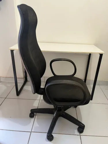 Mesa + Cadeira Presidente Escritório