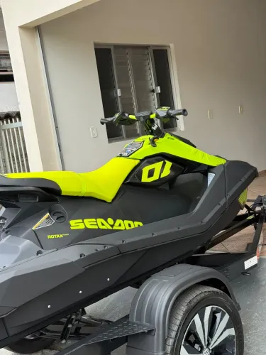 SEADOO SPARK TRIXX 