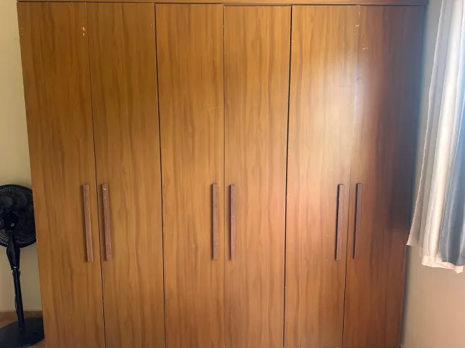 Vendo guarda roupa casal grande 500,00