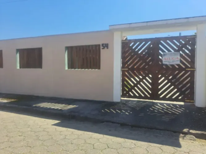 Casa com 3 dormitórios para alugar, 183 m² por R$ 2.820,00/mês - Porto Novo - Caraguatatub