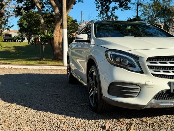 Mercedes-Benz GLA 250 Sport 2.0 TB 16V 4X2 211cv Aut. 2018