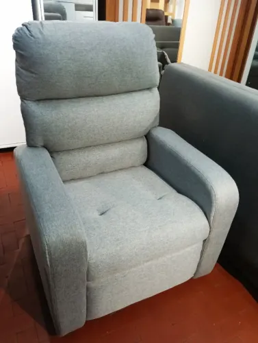 Poltrona Reclinável Kwid.