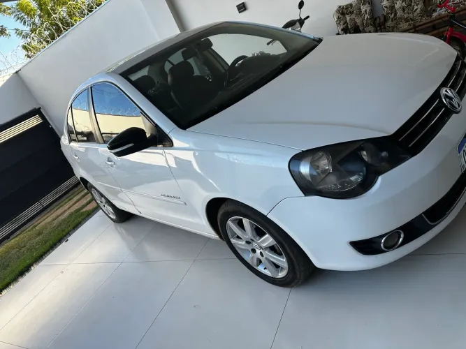 Volkswagen Polo Sed.comfort. I Motion 1.6 T.flex 4P 2013