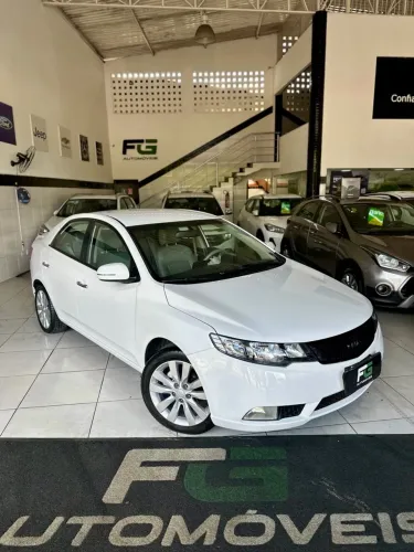 Kia Motors Cerato 1.6 16V Aut. 2013