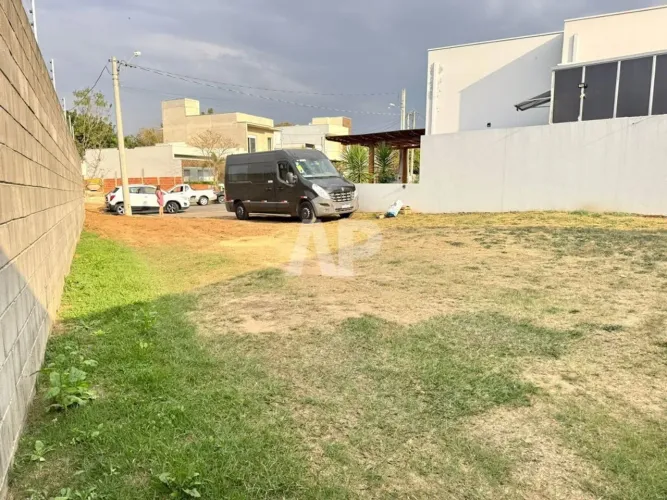 Terreno à venda, 321 m² por R$ 350.000,00 - Condomínio Jardim Guarujá - Salto/SP