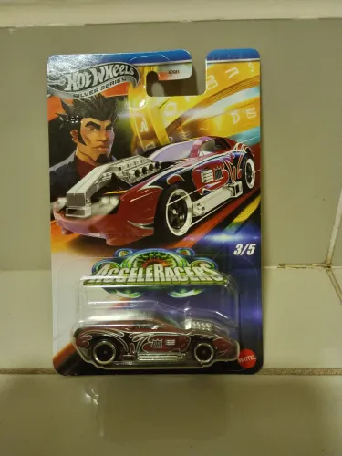 Miniatura hollowback silver series hot wheels acceleracers 