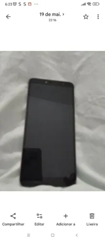 Smartphone Xiaomi Redimi S2 com Defeito 