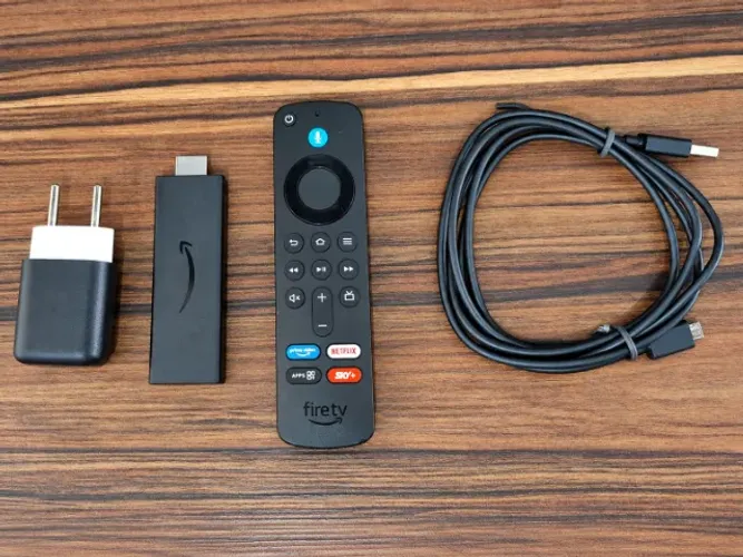 Vendo Fire TV Stick Full HD com Controle de Voz Alexa + Entrega