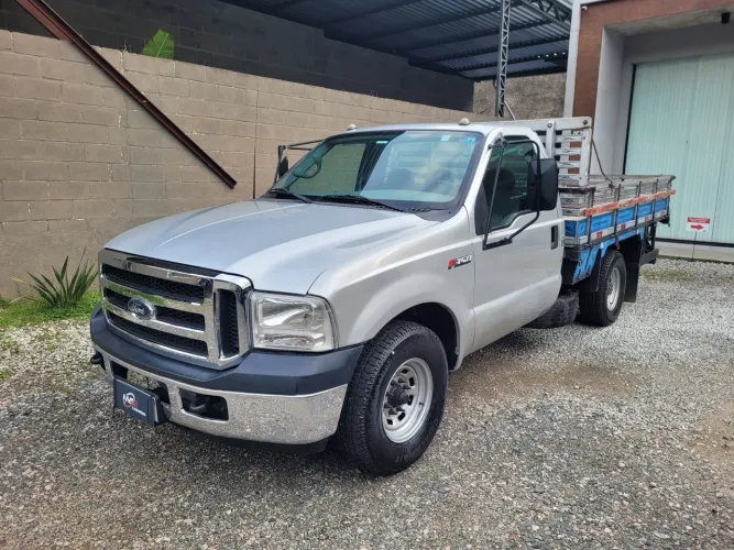 Ford F350 2019 Carroceria baixa km<br>