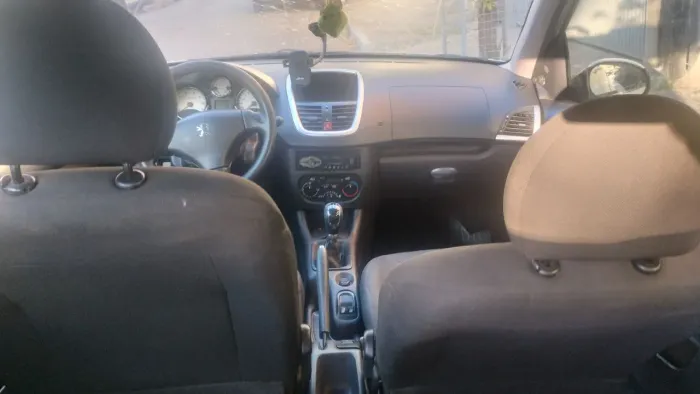 Peugeot 207 XR 1.4 Flex 8V 3P 2013