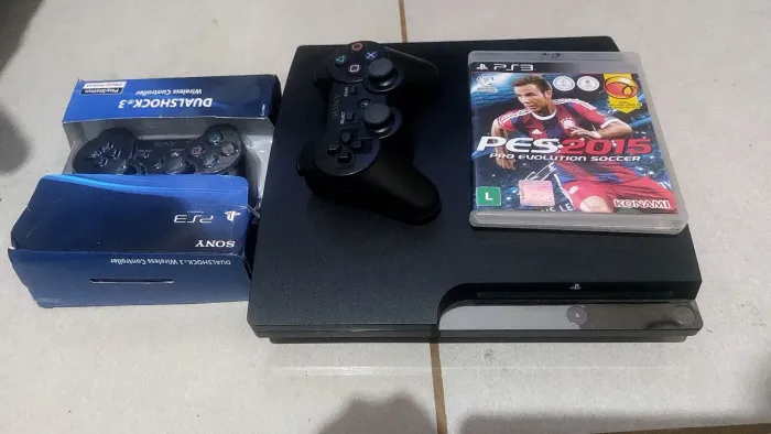 Ps3 desbloqueado muito conservado e 2 contoles novo
