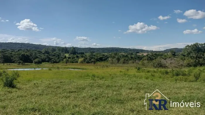 Chácara no municipio de piracanjuba com 6 alqueres rica em água