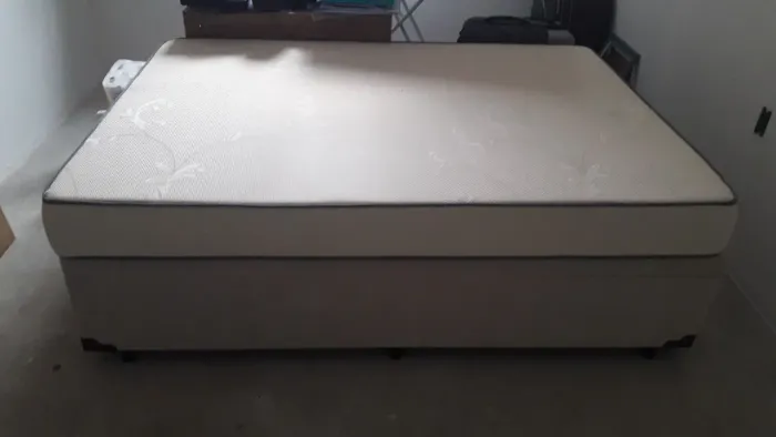 Cama Box Baú Casal Padrão com Colchão - Usada