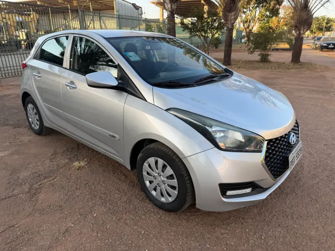 Hyundai HB20 Unique 1.0 Flex 12V Mec. 2019