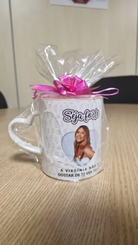 Caneca famosos - A (Nome) nao ia querer te ver triste!!