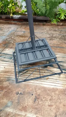 Lixeira reforçada pra calçada.