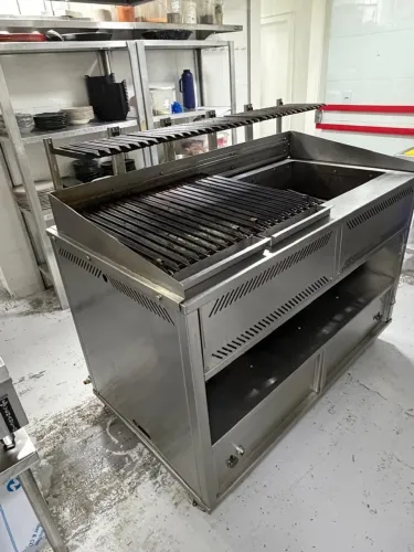 PARRILLA INDÚSTRIAL Á GÁS