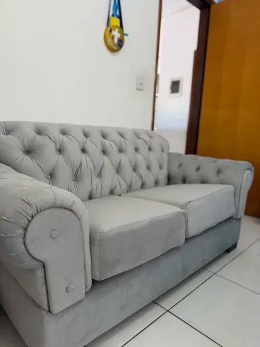 Sofá de madeira maciça de Angico 100%, Chesterfield 3 e 2 lugares