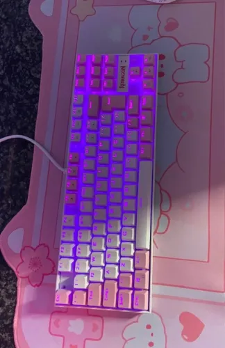 TECLADO MECÂNICO ROSA