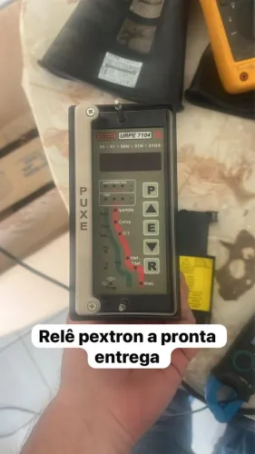 Relê de proteção pextron 7104