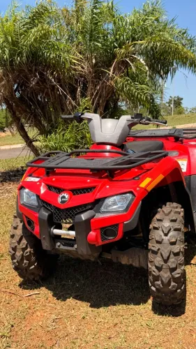 BRP Can-Am Outlander 400 4X4 Quadriciclo
