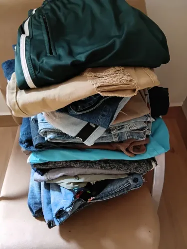 Vendo 32 peças masculina variedade de tamanhos entre 40 ac50