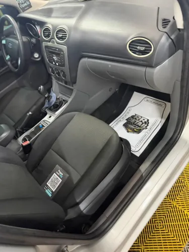 Ford Focus 1.6 S/se/se Plus Flex 8v/16v 5P 2012