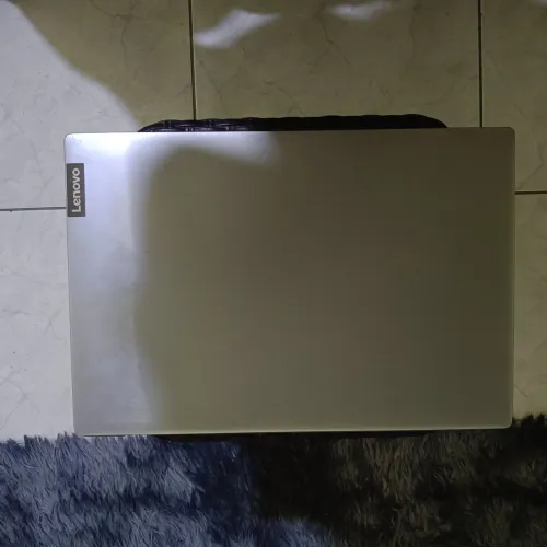Notebook Lenovo Ryzen 5 3400U