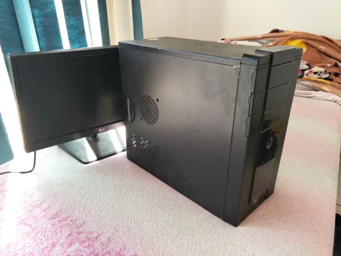 Computador Positivo+ monitor LG+ teclado gamer sem fio