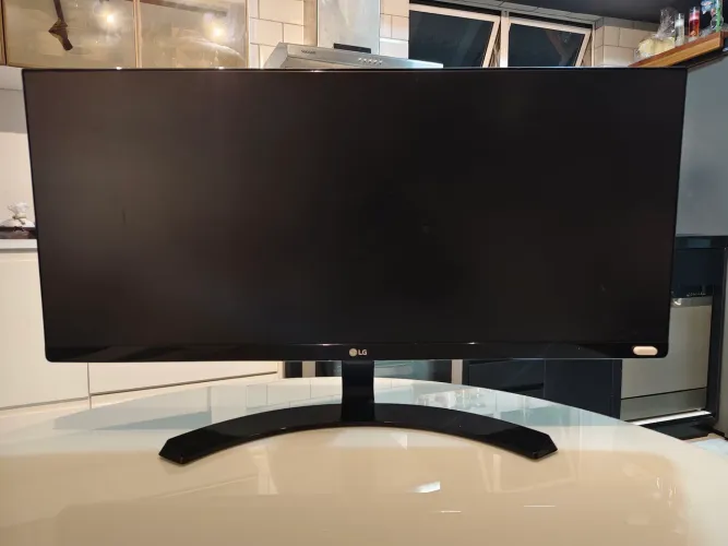 Monitor gamer LG FLATRON 29UM68-P em excelente estado