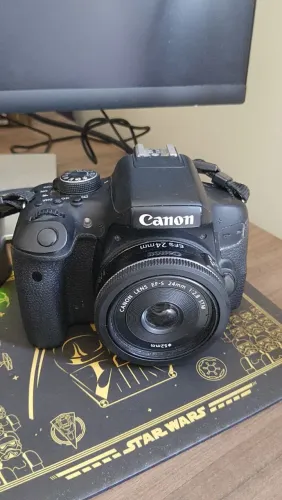 Câmera Canon Rebelde T7 