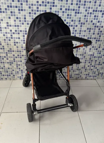 CARRINHO DE BEBÊ