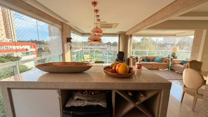 Apartamento para venda possui 185 m² com 3 quartos em Campo Belo - São Paulo - SP
